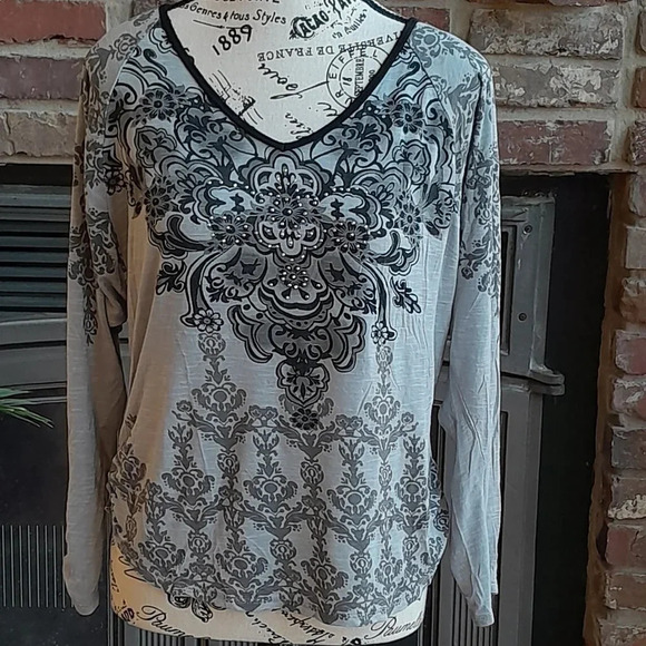VS by Vanilla Sugar Shirt - Picture 1 of 5